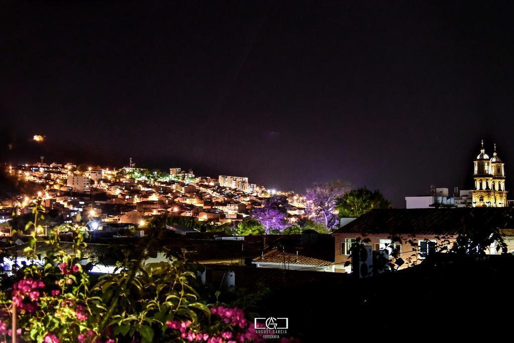 Macondo Hostel San Gil Bagian luar foto